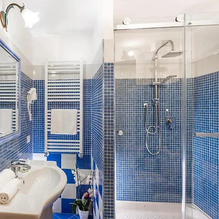 Glatimia Guest house 4*