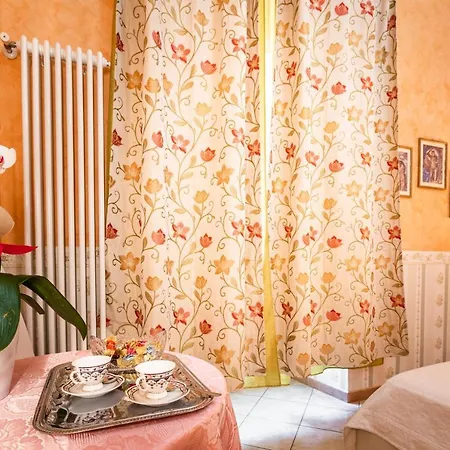 Guest house Glatimia 4*